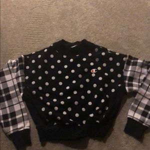 CHAMPION CREWNECK- black and white patterned